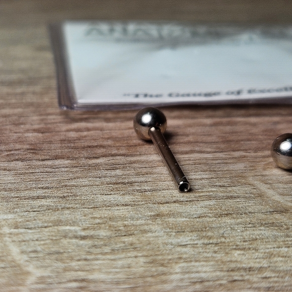 18k WHITE GOLD STRAIGHT BARBELL SIZE 1/2-14 - Picture 2 of 6